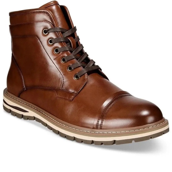 Brown boots. - Rubber sole. Size 8. - Picture 5 of 5